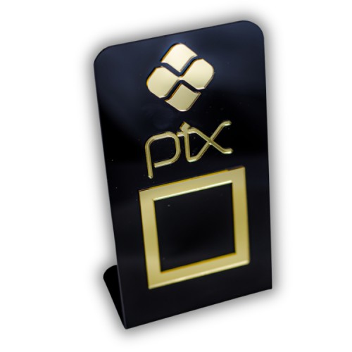 PLAQUINHA DE PIX ACRÍLICO PRETA COM DOURADO